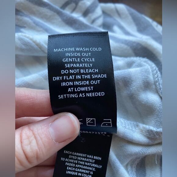 Buffalo David Bitton Women's L Zebra Stripe Soft Sweater Comfy Lounge Animal - Picture 6 of 7